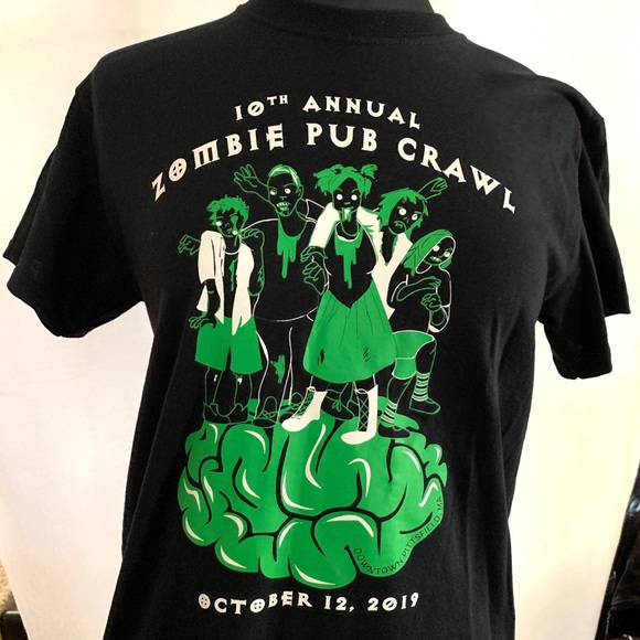 Zombie Pub Crawl T-shirt - Picture 1 of 4
